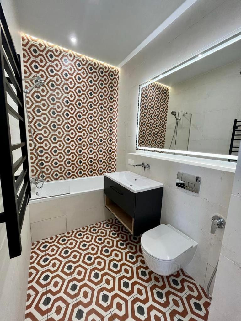 קייב Modern Apartment In The Old Town מראה חיצוני תמונה