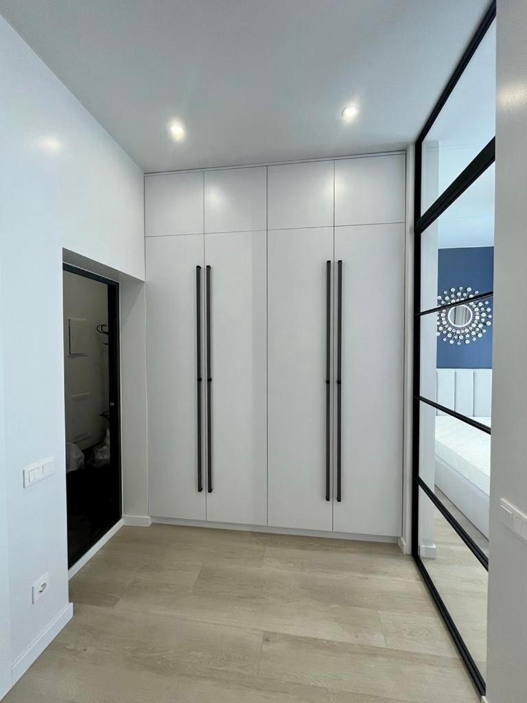 קייב Modern Apartment In The Old Town מראה חיצוני תמונה