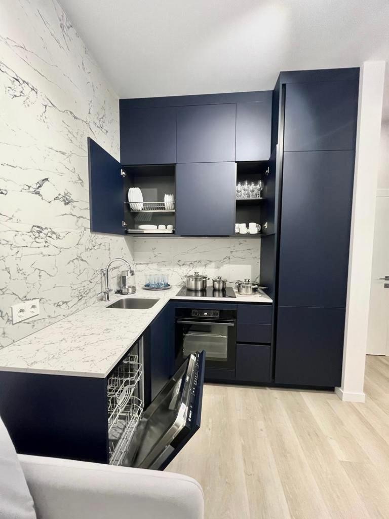 קייב Modern Apartment In The Old Town מראה חיצוני תמונה